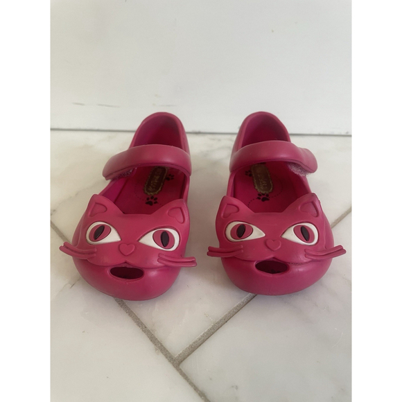Mini Melissa Hot Pink Kitty Cat Toddler Size 5 Rubber Mary Jane Shoes - Picture 2 of 7